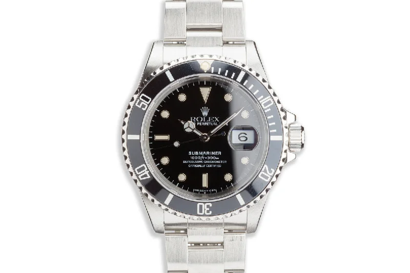 1990 Rolex Submariner 16610-Rolex Watch for Weekend Getaways -